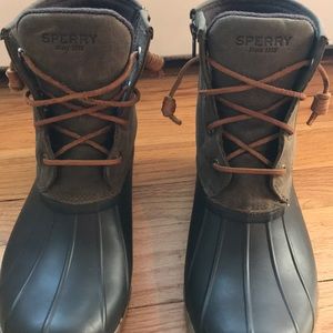 Women’s Sperry Duck Boots